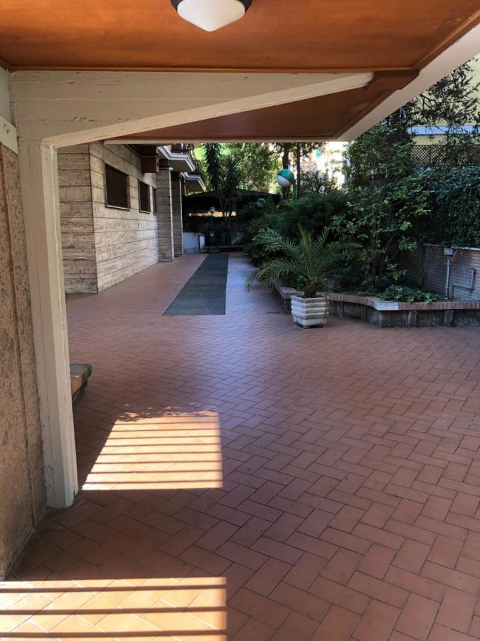 Le Petite Resort B&B Rome Bagian luar foto